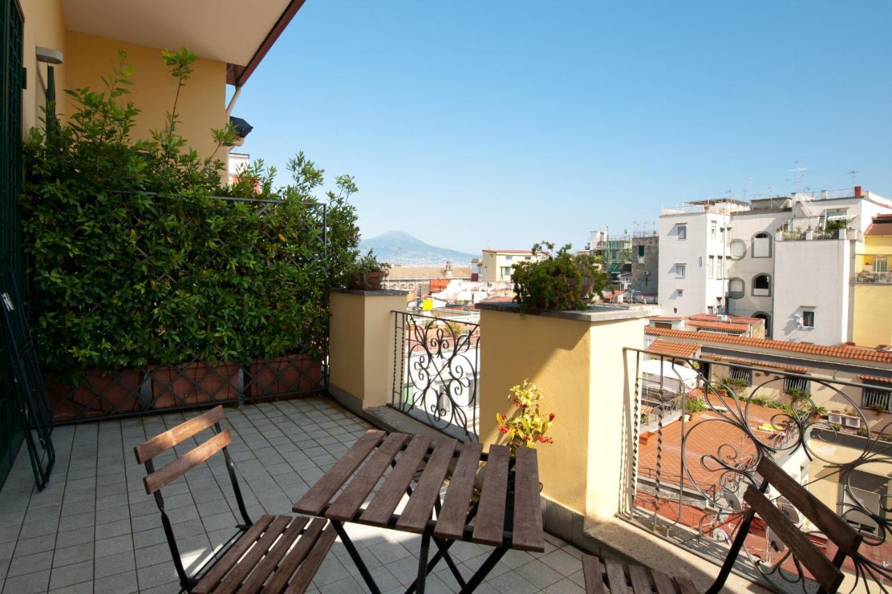 Nardones Apartments By Wonderful Italy Naples Luaran gambar